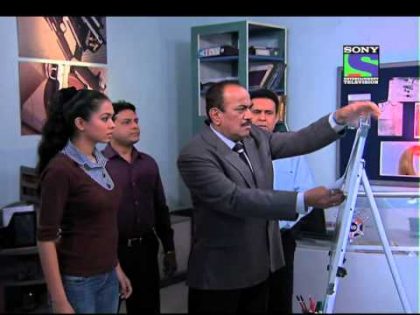 CID – Episode 615 – Khoon Ka Raaz Ek Qaidi Ke Paas