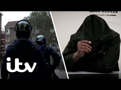 Executing A Police Raid On A Fraud Gang | Fraud: How They Steal Your Bank Account | ITV