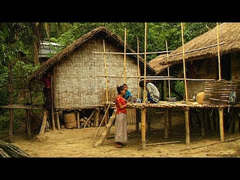 TRAVEL 'GUNGURU KHIANG' TRIBAL VILLAGE AT BANDARBAN IN BANGLADESH | বান্দরবানের গুংগুরু খেয়াং পাড়া