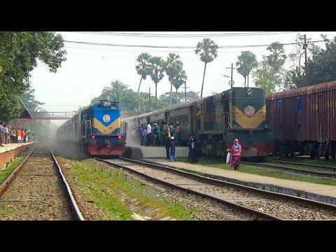 Bandhan Express Vs Maitree Express / India Bangladesh Train Service / WDM-3A Loco with IR LHB Rake