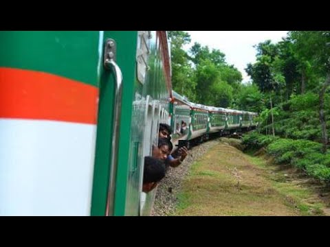 🚂 Train Journey 🇧🇩 Bangladesh | Travel with Luxury Parabat Express 710 | Sylhet to Kulaura VLOG