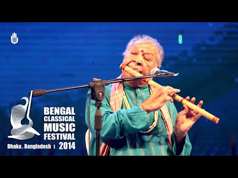 Pt Hariprasad Chaurasia at Bengal Classical Music Festival 2014,Dhaka,Bangladesh