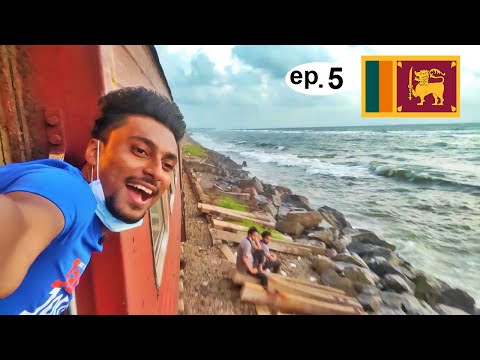 সমুদ্রের পাড় ঘেঁষে Local Train🇱🇰 Journey | Galle Face, Colombo |