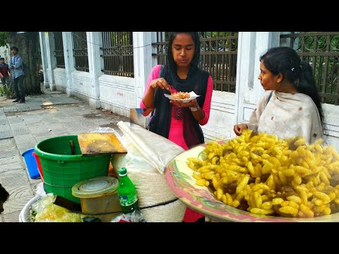 STREET FOOD TOUR – POPULAR FOOD Jhal Muri EXPLORING IN DHAKA BANGLADESH FOOD TRAVEL