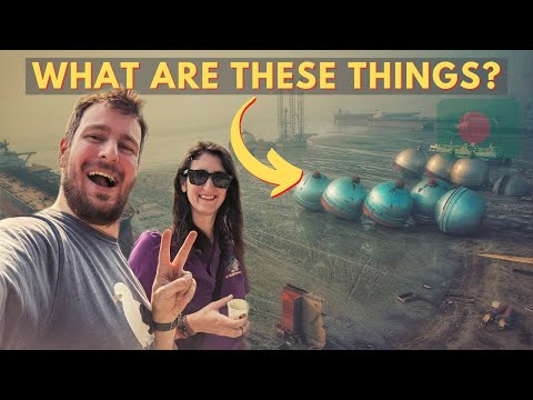 Is this Mars or Bangladesh? Chittagong Ship Breaking Yard 🇧🇩 |Bangladesh Travel | চট্টগ্রাম বাংলাদেশ