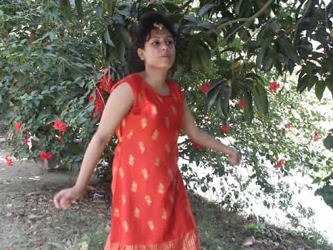 #kiss diyeche re pola. bangla song. Bangladeshi girl's dance with Bangla music. bogra music dance