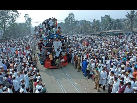 Great Eid Rush On Trains In Bangladesh- 2016 (Extreme Overcrowded Trains Video)