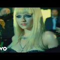 Avril Lavigne – Hot (Official Music Video)