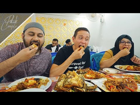 😍 Mark Wiens এর সাথে প্রথমবারের মতো ইলিশ মাছ || Streetfood & Mawa Food Tour 🤩