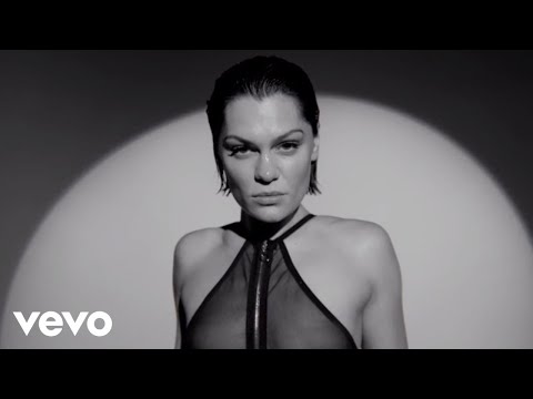 Jessie J – Think About That (Official Video)