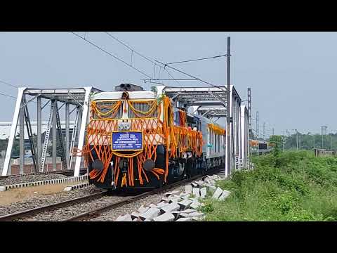 FIRST  RUN OF NEW JALPAIGURI- DHAKA( BANGLADESH) MITALI EXPRESS – INDIAN RAILWAYS