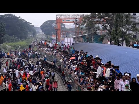 Bangladesh bans rooftop train travel