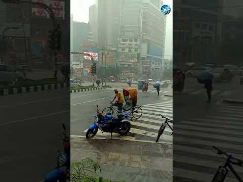 Gulshan 2 🌧️ rain time in🏙️ dhaka city 🇧🇩 Bangladesh🎉#shorts