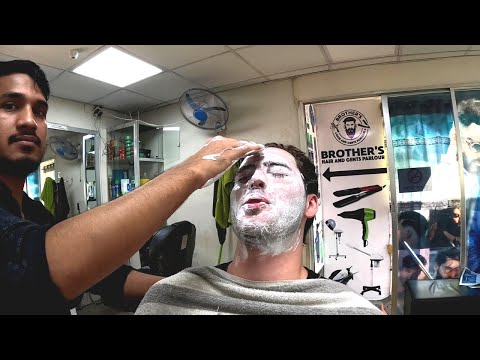 Honest Barber in Bangladesh Gets a Big Tip 💰 🇧🇩