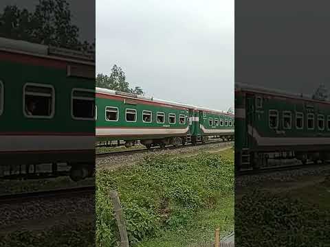 Bangladesh Beautiful Train travel #shotrs #train#beautiful#bangladeshrailway #bangladesh@adbsgamerbd