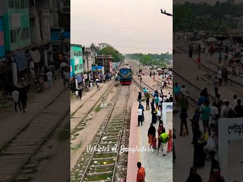 Locomotive reverse in Poradah #bangladesh #bangladeshrailway #indiantrains #trainjourney #travel