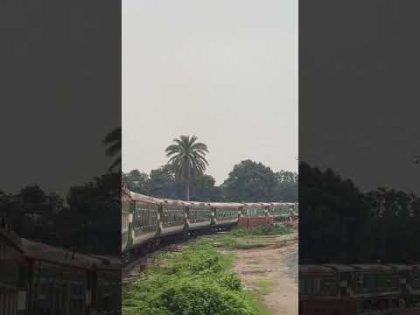 Bangladesh Beautiful super fast Train travel video 📷 #shorts #beautiful #train #bangladesh #travel