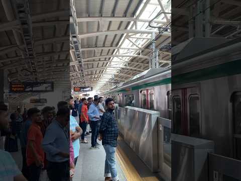 Metro Life#metrorail #travel #dhaka #bangladesh