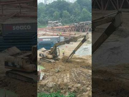 #youtubeshorts #construction #excavator #labour #roadbuilding #truck #flyover #travel #bangladesh #