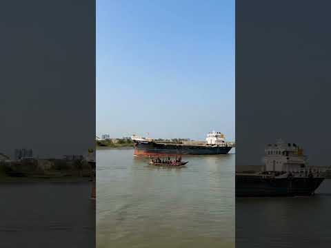 What it called? #bangladesh #gyaanpapi #travel #nature #bangladeshtourism #ship #mongla